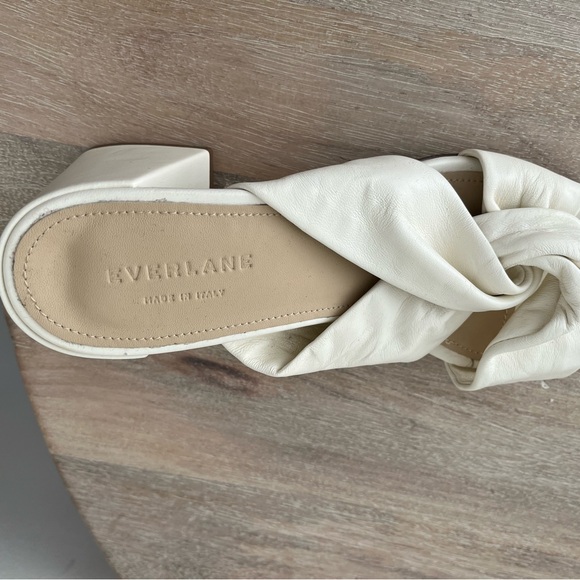 Everlane size 8 white heeled sandals - Picture 2 of 3